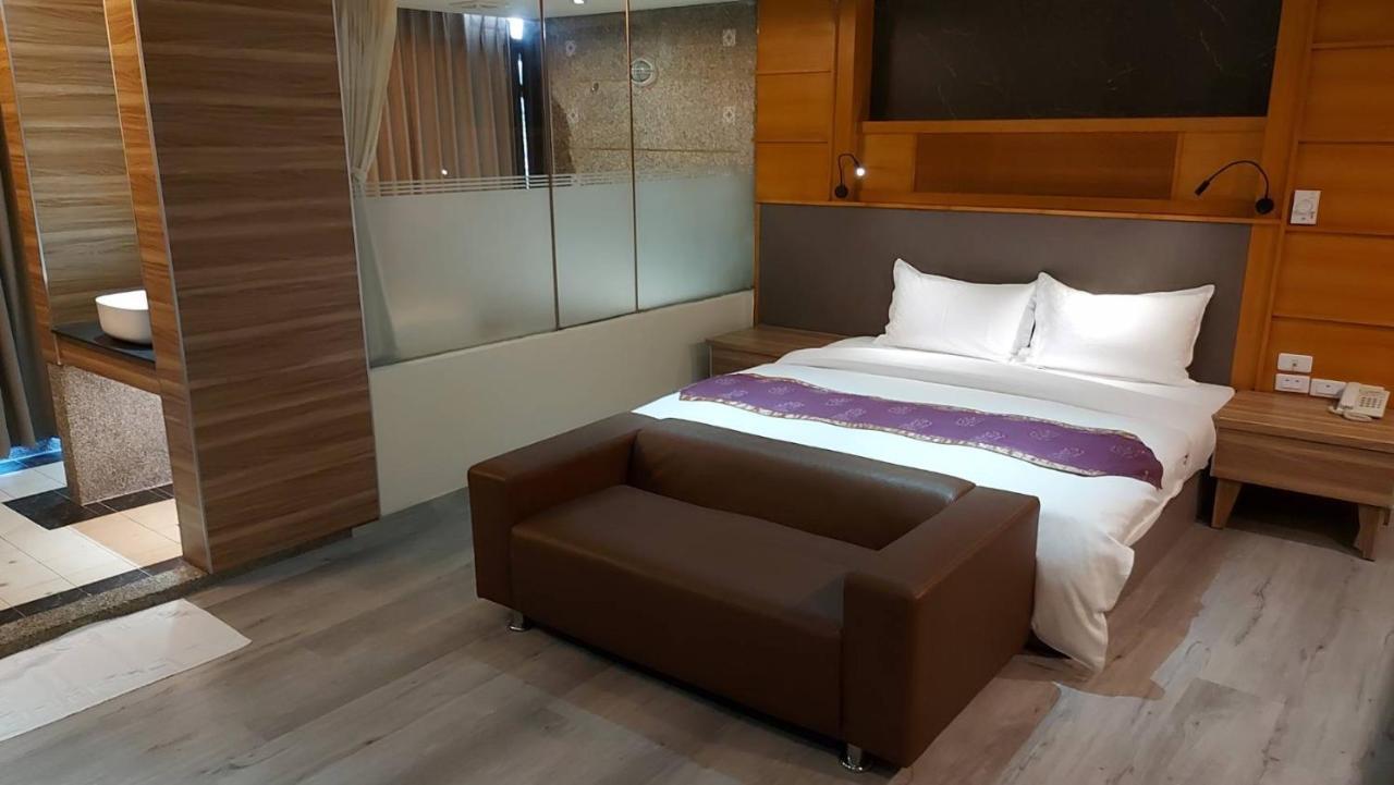 Jungle City Motel Chiayi City Dış mekan fotoğraf