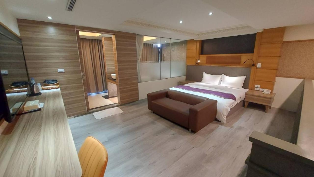 Jungle City Motel Chiayi City Dış mekan fotoğraf